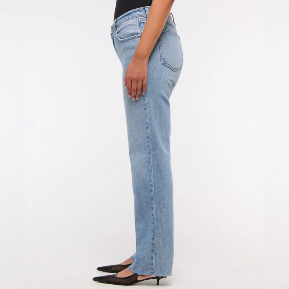 NWOT Mid Rise 90s Straight - Picture 6 of 6